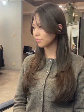 ロング カラー AMI Hair Supply所属・秋好佑介センター街 韓国風カラー/カットのヘアスタイル