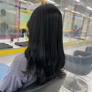 セミロング カラー ヘアアレンジ ☁️縮毛矯正✖️ 透明感☁️りくのヘアスタイル