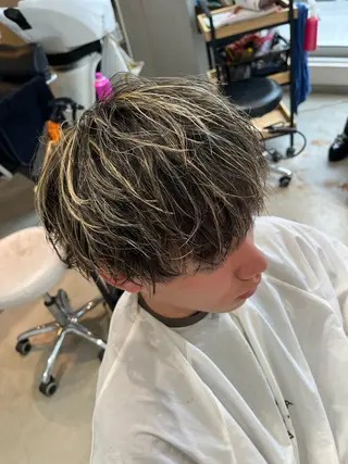 ショート カラー メンズ APREKO RIKUのヘアスタイル