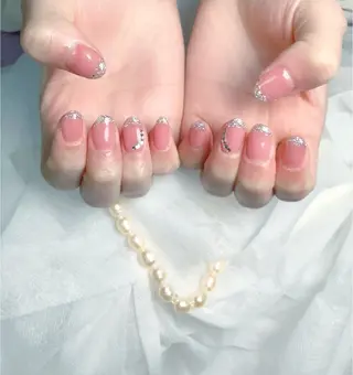 ネイル pink ladyサロン所属・べ にのネイルデザイン