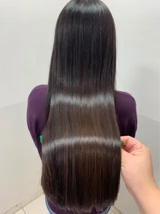 ロング 鈴木 明花のヘアスタイル