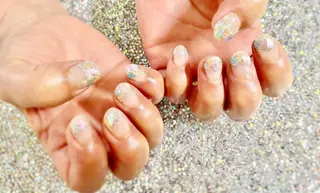 ミディアム BURGUNDY 🌹eriのネイルデザイン