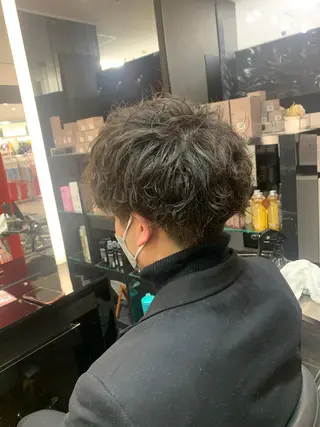 ショート パーマ メンズ 艶髪/白髪ぼかし ヘッドスパ/大野結菜のヘアスタイル