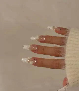 ネイル prunelle【she nail studio内】所属・prunelle .のネイルデザイン