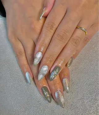 ネイル デコパーツが得意♪ ネイル/眉毛/エステの眉毛・アイブロウイメージ