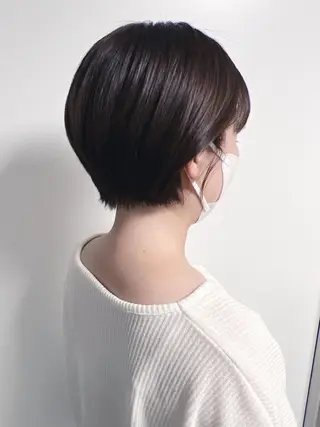 ショート morio from london所属・松岡彩華 ボブ /グレージュのヘアスタイル