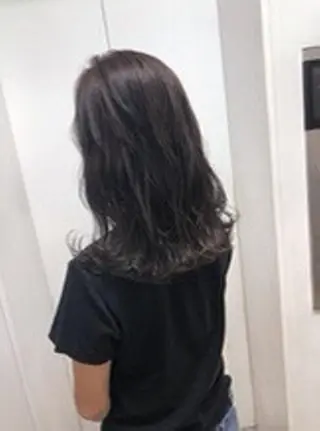 セミロング カラー 店長 奈須 雄紀のヘアスタイル