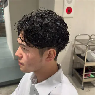 パーマ メンズ 立川/ブリーチ/ 複雑履歴/ 西川翔真のヘアスタイル