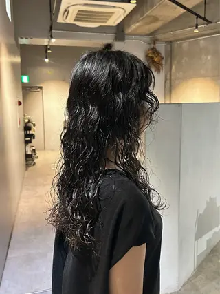 ロング パーマ ANY,AmiLi / Noaのヘアスタイル