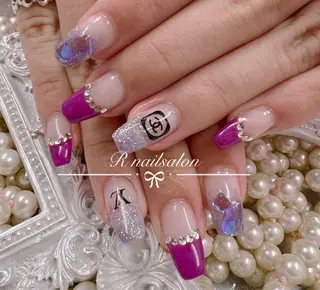 セミロング R NAILSALONのネイルデザイン