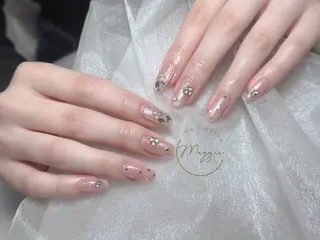 ネイル Maggie Nail🦩のネイルデザイン