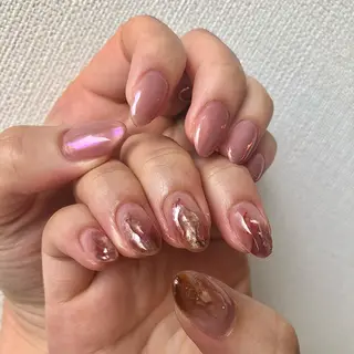 ネイル 黒葛原 めぐみのネイルデザイン