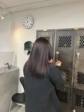 ミディアム INORI /フェイスレイヤーのヘアスタイル