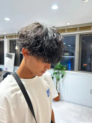 ショート パーマ メンズ AI TOKYO  横浜店所属・メンズ支持数No.1 👑リュウ👑のヘアスタイル