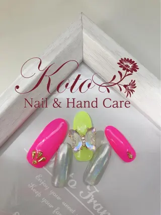 ネイル Risa ネイルサロンKOTOのネイルデザイン