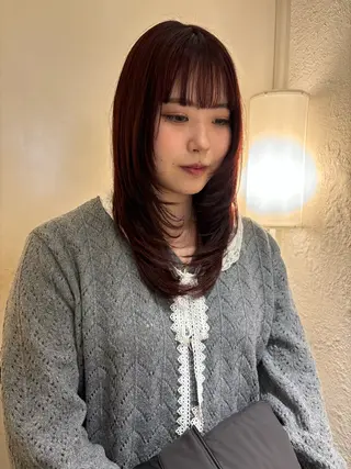 ミディアム 💫扱いやすい ／レイヤー/小林陸のヘアスタイル