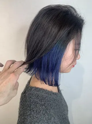 ミディアム ＿WHITE鳳店 アンダーバーホワイトのヘアスタイル