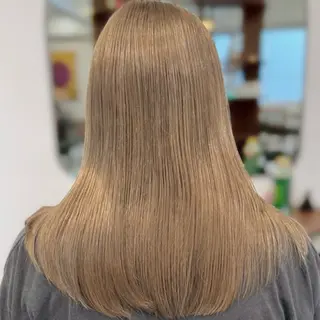 ミディアム 坂本 璃里杏のヘアスタイル