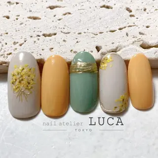 ネイル ネイルアトリエルカ スタッフのネイルデザイン