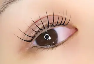 マツエク・マツパ REBYNA所属・REBYNA 【リバイン】のマツエク・マツパデザイン