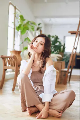 ロング メンズバレイヤージュ 斉藤春のヘアスタイル