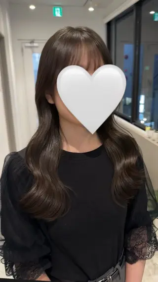 ロング 早田 華のヘアスタイル