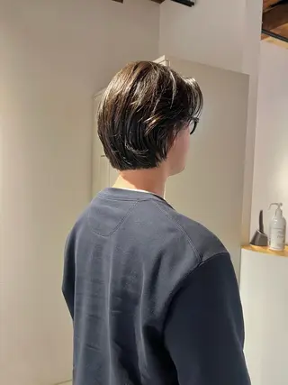 ミディアム io濱川 遥のヘアスタイル