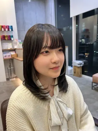 ミディアム ボブ/レイヤー/ 縮毛矯正/オオバコのヘアスタイル