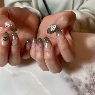 ネイル Ami 🦥のネイルデザイン