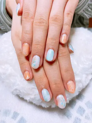 ネイル The Best Beauty受付担当のヘアスタイル