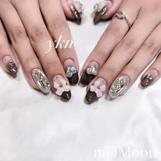 ネイル melMoon .のネイルデザイン