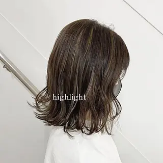 ショート カラー ハル🌸柔色/ ブリーチなし/艶髪のヘアスタイル