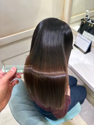 ロング 🟠髪質改善縮毛矯正 刑部一哉🟠のヘアスタイル