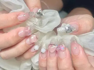 ネイル Nail&eye Belire 新宿のネイルデザイン