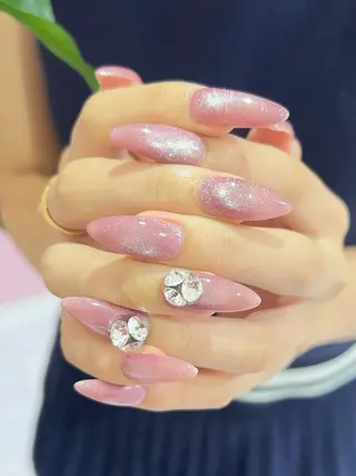 ネイル Air＋〈plus〉本八幡店所属・Air＋本八幡店 本宮のネイルデザイン