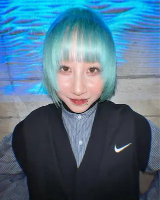 ショート カラー haco＋所属・圧倒的デザイン力 店長🎨RENAのヘアスタイル