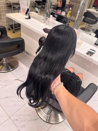 セミロング カラー ヘアアレンジ 顔まわりカット の達人のヘアスタイル