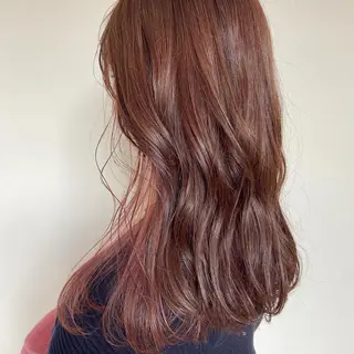 ミディアム 小玉 杏華のヘアスタイル