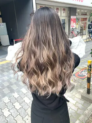 ロング カラー パーマ ヘアアレンジ メンズ キッズ ネイル マツエク・マツパ LINDOTOKYO梅田所属・酸性ストレート 髪質改善大槻勇樹のヘアスタイル