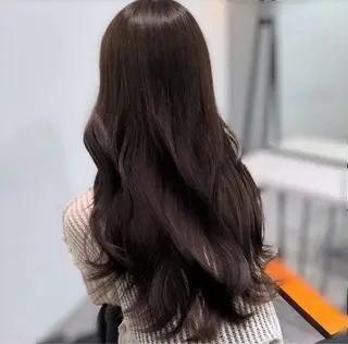 ロング つや髪ᰔᩚ暖色 カラーYui🩰のヘアスタイル