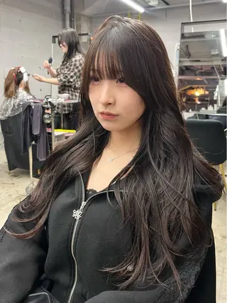 ロング col sapporo所属・あざと可愛い💓 盛れる顔まわり/uiのヘアスタイル