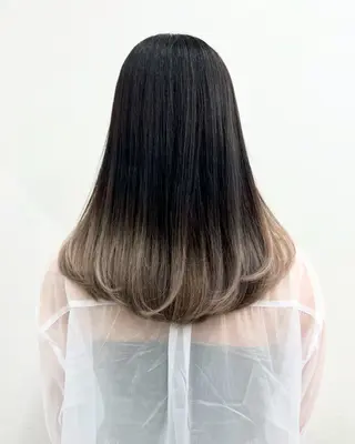 ミディアム Cielo by Siestaのヘアスタイル