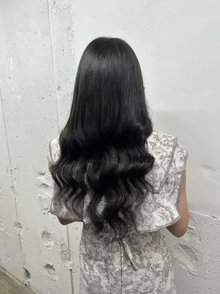 ミディアム カラー シールエクステの女神 🍑Momo🍑のヘアスタイル