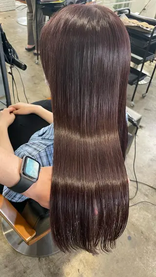 ロング 💫カットはなんでも 得意です✂️のヘアスタイル