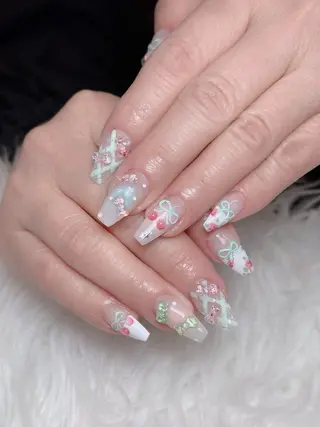 ネイル Lumi Shinokuboのネイルデザイン