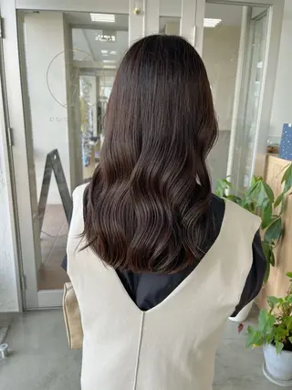 ミディアム 荒川泰輝/オリーブ カラー/透明感カラーのヘアスタイル