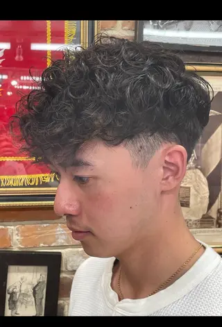 ミディアム パーマ メンズ 武田 駿兵のヘアスタイル