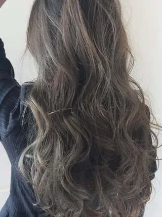 ロング カラー 🍀ナガヤマ ヒデアキ🍀のヘアスタイル