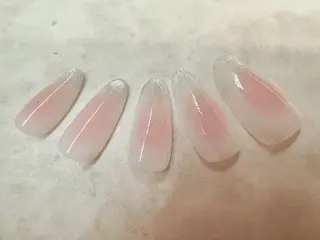 ネイル Nailsalon Graciasのネイルデザイン