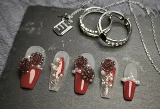 ネイル VIVIAN リサのネイルデザイン